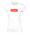 KOSZULKA QUEEN damska pasek z nadrukiem dla par zakochanych dla niej biała.png